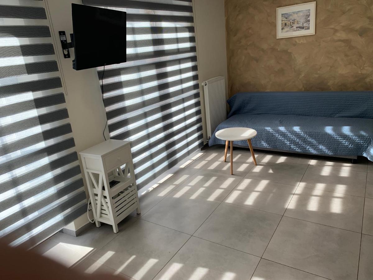 Au Manoir Des Vallees Maffe Екстериор снимка